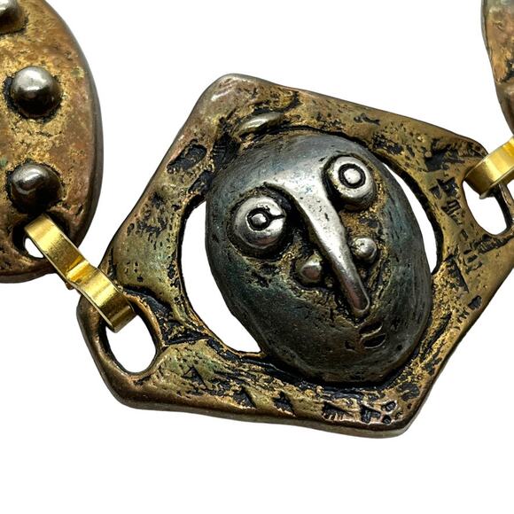 Brutalist Chain Metal Belt Abstract Faces Iron Giant Gold Silver Tone Aged Retro main image 7